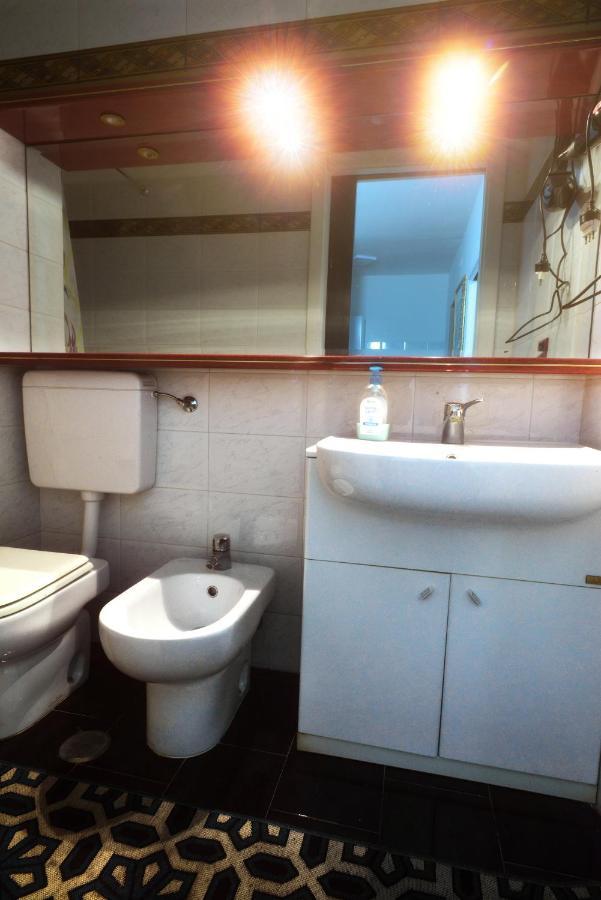 Oasi In Centro Apartamento Bari Exterior foto